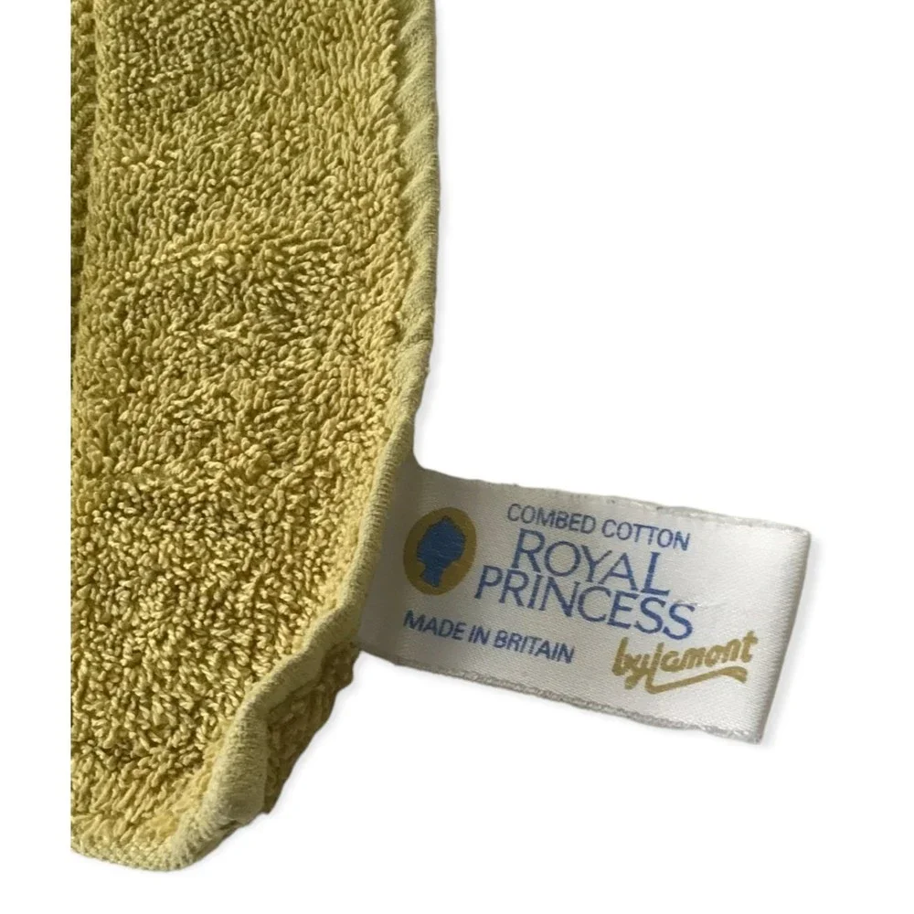 Harrods London Great Britain England Hand Towel Bear Bow Tie Metal Ochre Yellow